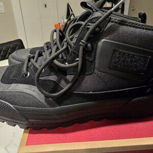 Vans Half Cab Gore-Tex MTE-3 Triple Black VN000CVMBKA Mens 8.5 Womens 10 NEW